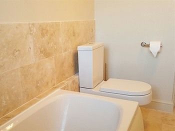 Grigshot Apartment Страуд Екстериор снимка